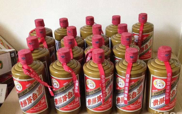 锡林浩特精品茅台酒回收